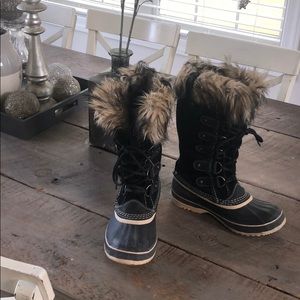 SOREL JOAN OF ARTIC BOOTS SIZE 6.5